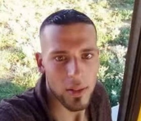 ادهم, 30, Ramallah