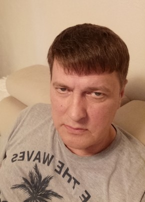 Руслан из Москвы 46 лет