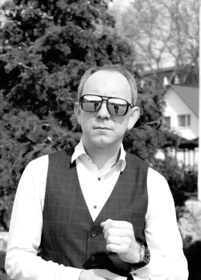 Андрей из Костромы 36 лет
