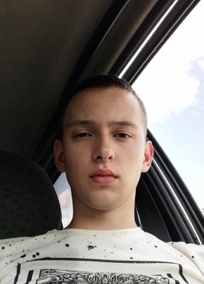 Илья, 24, Россия, Рязань