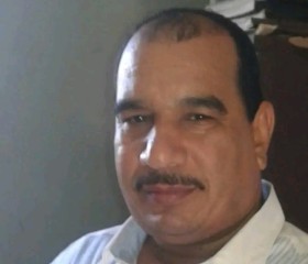 Hussien, 50, Qina