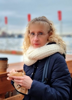 Ника, 55, Россия, Санкт-Петербург
