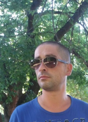 Stefan, 42, Romania, Fălciu-Târg