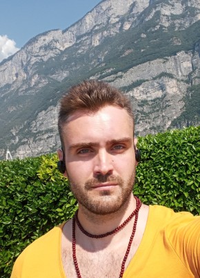 Евгений, 29, Repubblica Italiana, Capannori