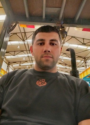 Asim из Bakı 28 лет