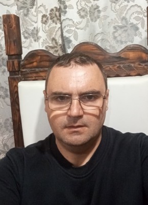 Дмитрий из Таганрога 39 лет