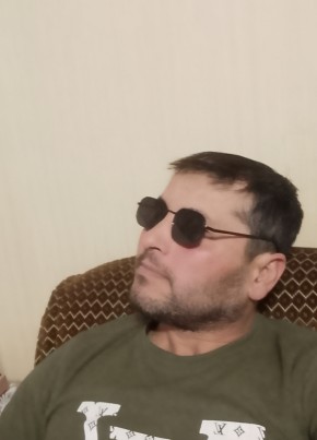 Алик из Донецка 18 лет