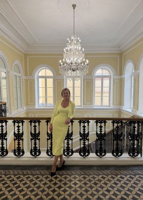 Olya, 48, Russia, Saint Petersburg