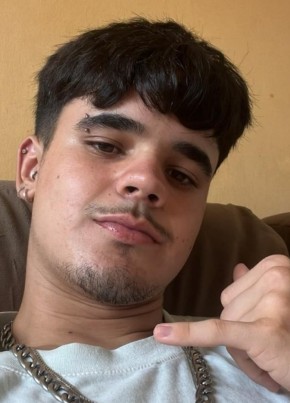 Felipe, 18, República Federativa do Brasil, Pelotas
