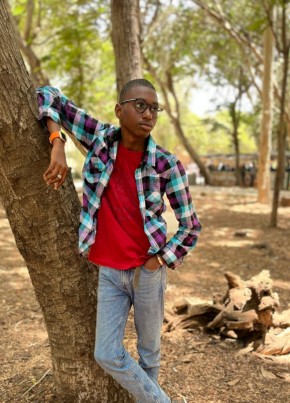 Richard, 20, République du Sénégal, Grand Dakar
