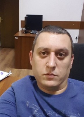 Vakhtang Tkeshelashvili, 44, საქართველო, თბილისი