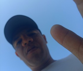 Douglas, 18, Cumana