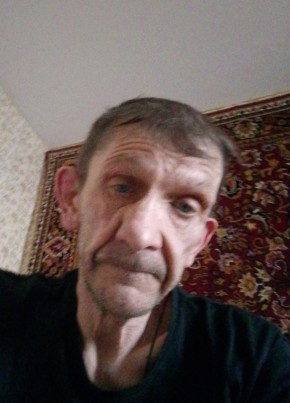 Эдуард из Полярные Зори 18 лет