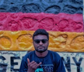 GeriAuparai, 26, Jayapura