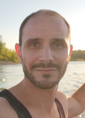 Роман из Новосибирска 41 год