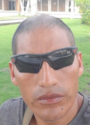 Roberto carlos, 41, República del Perú, Lima