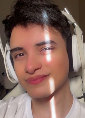 Abdulaziz из الخبر 27 лет