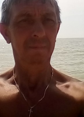 Виктор, 65, Россия, Суровикино