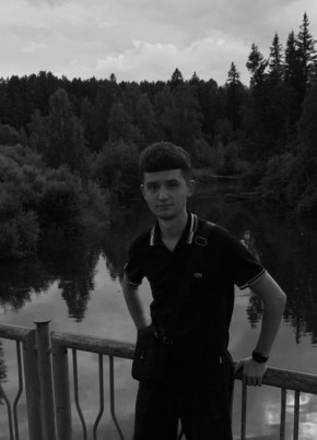 Данил, 20, Россия, Железногорск (Красноярский край)