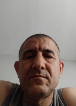 Volkan из Karabağlar 48 лет