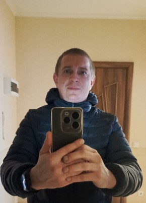 Ivan, 38, Russia, Pskov