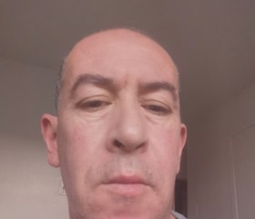 Edward, 49, Montreal