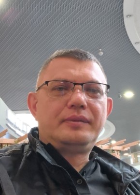 Константин из Санкт-Петербурга 46 лет