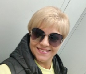 Lena, 48, Hong Kong