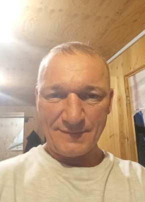 Алексей из Магадана 50 лет