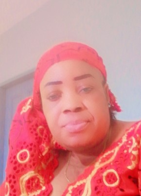 Rachida из Yaoundé 46 лет