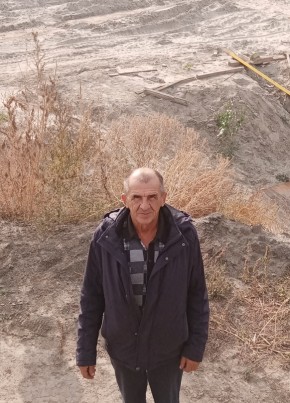 Сергей из Крымска 51 год