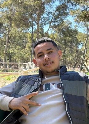 Sifoo из Algiers 22 года