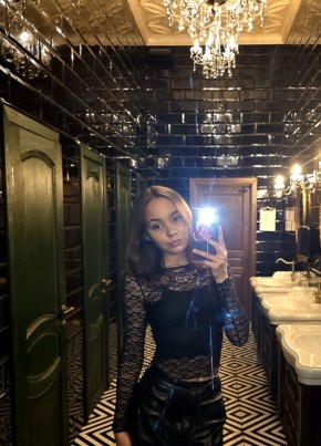 Арина из Севастополи 18 лет
