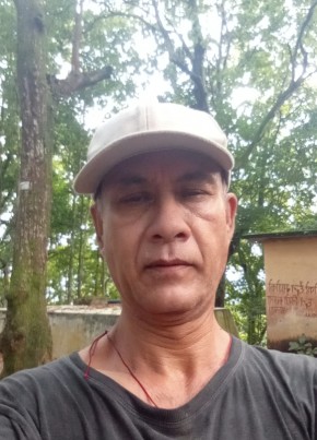 Akash Thapaliya из Dharān Bāzār 57 лет