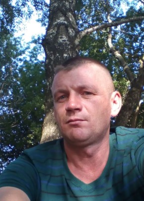 Дмитрий, 40, Россия, Севск