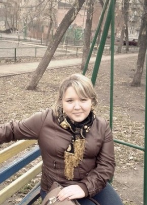 Юлия, 31, Россия, Еманжелинский