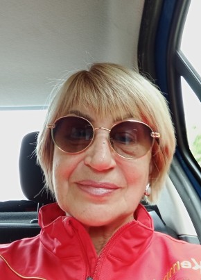 Лариса, 68, Россия, Подольск