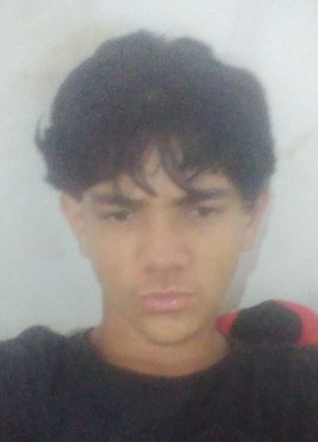 Paulo Henrique из Goianésia 18 лет