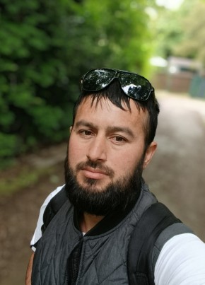 Бахтиёржон из Duisburg 34 года