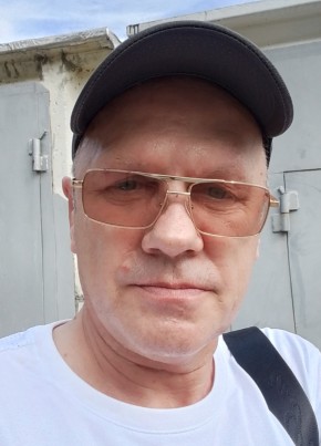 Андрей из Омска 53 года