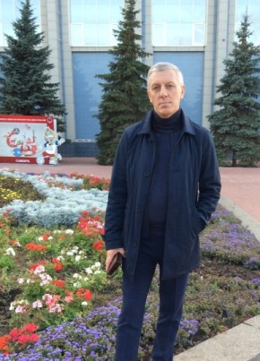 Vitaliy, 56, Russia, Moscow