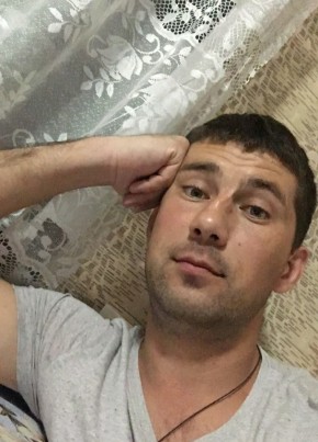 Виталий, 34, Россия, Крымск