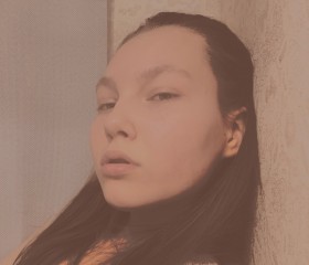 Kseniya, 18, Riga
