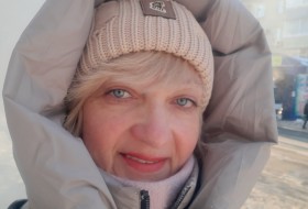 Nelli, 60 - Just Me