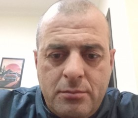 Zviadi Okropirid, 42, Tbilisi