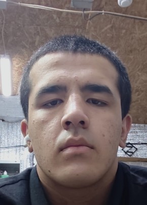 Фарик из Воронежа 18 лет