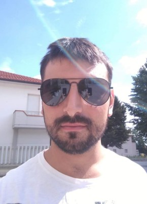 Giacomo, 31, Repubblica Italiana, Ascoli Piceno
