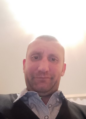 Сергей Седаков из Стародуба 36 лет