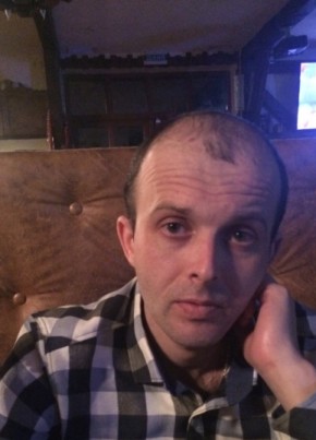 Иван, 37, Россия, Уваровка