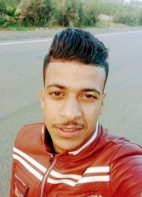 Hicham из Adrar 30 лет